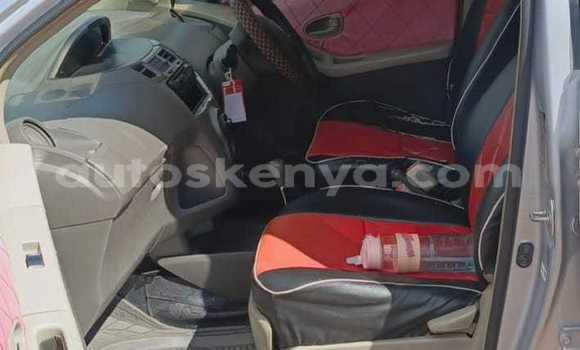Oofamaa Toyota Vitz Silver Makiinaa iti Nairobi keessatti Nairobi keessatti Oofamaa Toyota Vitz Silver Makiinaa iti Nairobi keessatti Nairobi keessatti
