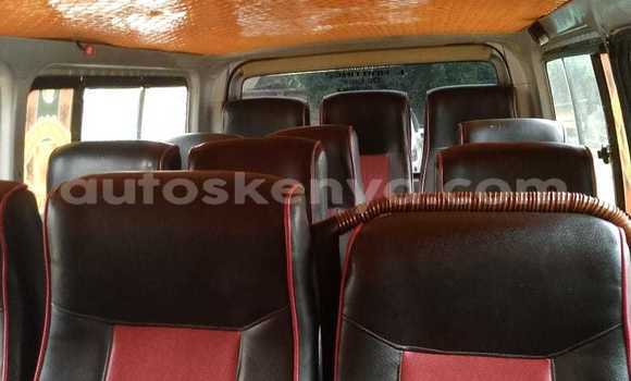 Nunua Ilio tumika Toyota Hiace Nyingine Gari ndani ya Nairobi nchini Nairobi Nunua Ilio tumika Toyota Hiace Nyingine Gari ndani ya Nairobi nchini Nairobi