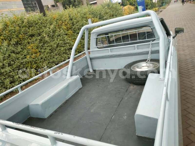 Big with watermark peugeot 504 nairobi machakos 29572