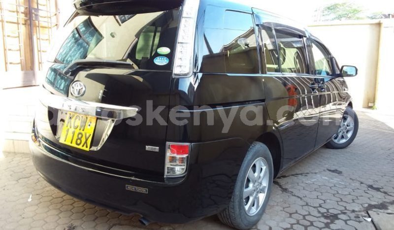 Big with watermark toyota isis nairobi machakos 29579