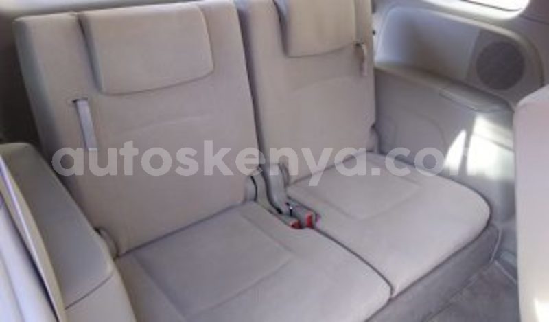 Big with watermark toyota isis nairobi machakos 29579