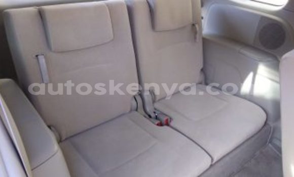 Nunua Ilio tumika Toyota ISIS Bluu Gari ndani ya Machakos nchini Nairobi Nunua Ilio tumika Toyota ISIS Bluu Gari ndani ya Machakos nchini Nairobi