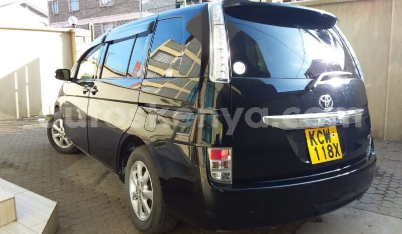 Big with watermark toyota isis nairobi machakos 29579