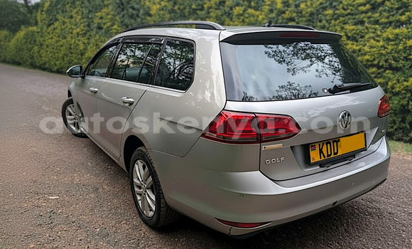 Oofamaa Volkswagen Golf Silver Makiinaa iti Nairobi keessatti Nairobi keessatti Oofamaa Volkswagen Golf Silver Makiinaa iti Nairobi keessatti Nairobi keessatti