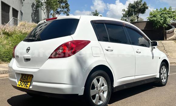 Oofamaa Nissan tiida Silver Makiinaa iti Nairobi keessatti Nairobi keessatti Oofamaa Nissan tiida Silver Makiinaa iti Nairobi keessatti Nairobi keessatti