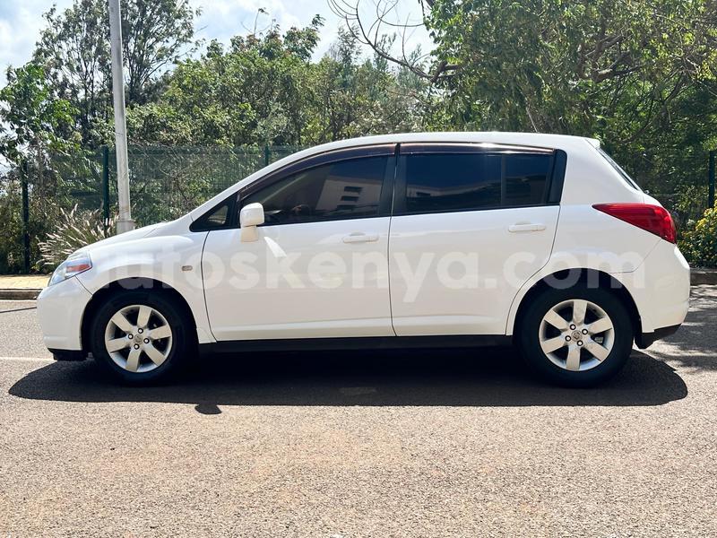 Big with watermark nissan tiida nairobi nairobi 29592