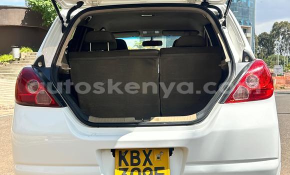 Oofamaa Nissan tiida Silver Makiinaa iti Nairobi keessatti Nairobi keessatti Oofamaa Nissan tiida Silver Makiinaa iti Nairobi keessatti Nairobi keessatti
