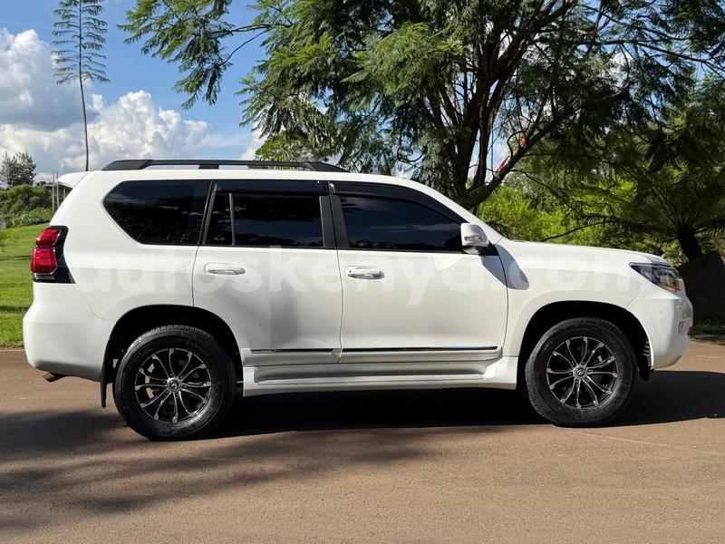 Big with watermark toyota land cruiser prado nairobi nairobi 29593