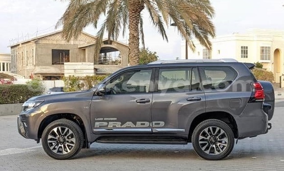 Nunua Ilio tumika Toyota Land Cruiser Prado Nyingine Gari ndani ya Nairobi nchini Nairobi Nunua Ilio tumika Toyota Land Cruiser Prado Nyingine Gari ndani ya Nairobi nchini Nairobi