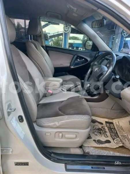 Big with watermark toyota avalon northeast kenya bute 29604