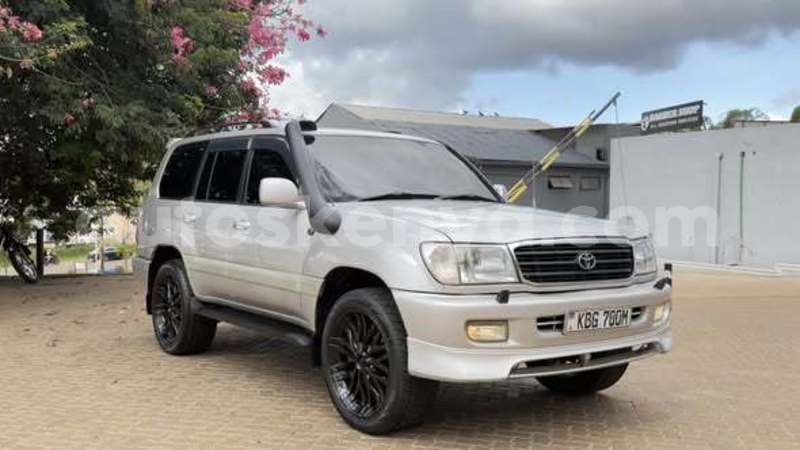 Big with watermark toyota land cruiser prado northeast kenya bute 29609