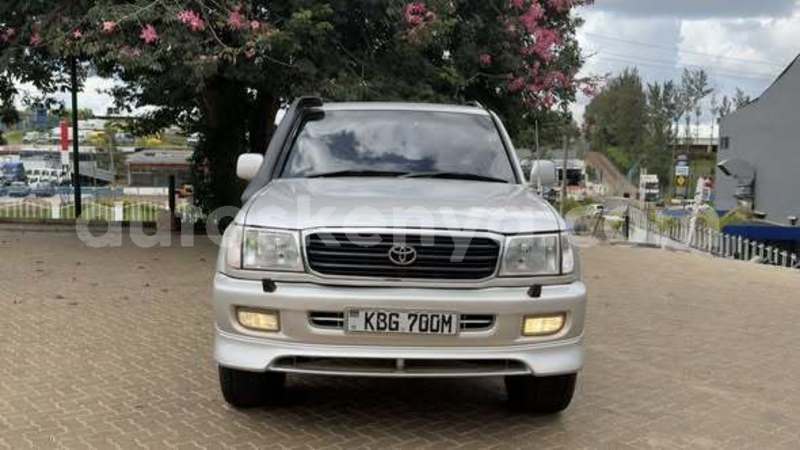 Big with watermark toyota land cruiser prado northeast kenya bute 29609