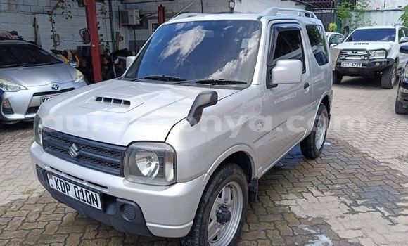 Oofamaa Suzuki Jimny Silver Makiinaa iti Machakos keessatti Nairobi keessatti