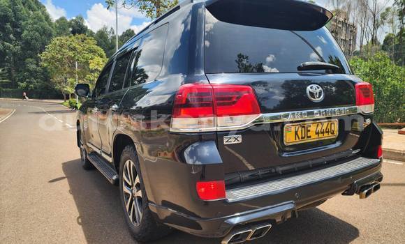 Buy Used Toyota Land Cruiser Black Car in Eldoret in Rift Valley Buy Used Toyota Land Cruiser Black Car in Eldoret in Rift Valley