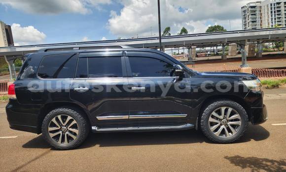 Buy Used Toyota Land Cruiser Black Car in Eldoret in Rift Valley Buy Used Toyota Land Cruiser Black Car in Eldoret in Rift Valley