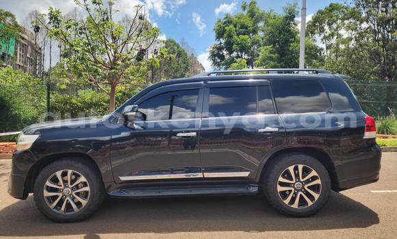 Buy Used Toyota Land Cruiser Black Car in Eldoret in Rift Valley Buy Used Toyota Land Cruiser Black Car in Eldoret in Rift Valley