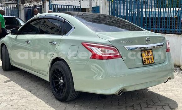 Oofamaa Nissan Teana Green Makiinaa iti Machakos keessatti Nairobi keessatti Oofamaa Nissan Teana Green Makiinaa iti Machakos keessatti Nairobi keessatti