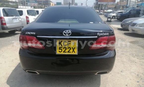 Oofamaa Toyota Crown Black Makiinaa iti Machakos keessatti Nairobi keessatti Oofamaa Toyota Crown Black Makiinaa iti Machakos keessatti Nairobi keessatti