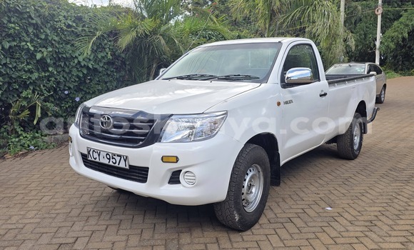 Buy Used Toyota Hilux White Car in Nairobi in Nairobi Buy Used Toyota Hilux White Car in Nairobi in Nairobi