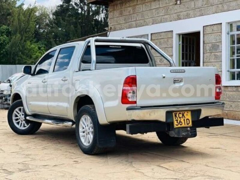 Big with watermark toyota hilux nairobi machakos 29681
