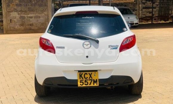 Oofamaa Mazda Demio White Makiinaa iti Machakos keessatti Nairobi keessatti Oofamaa Mazda Demio White Makiinaa iti Machakos keessatti Nairobi keessatti