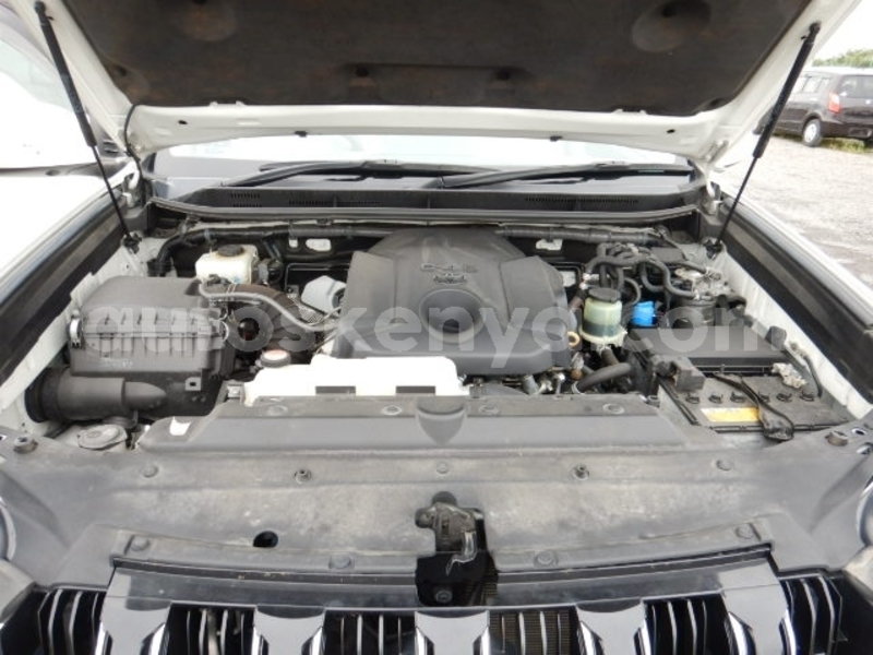 Big with watermark toyota prado nairobi machakos 29689