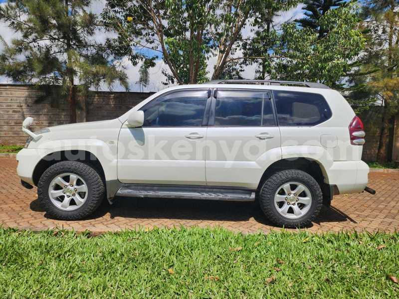 Big with watermark toyota land cruiser prado nairobi nairobi 29694