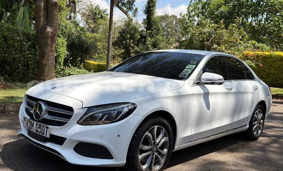 Oofamaa Mercedes‒Benz C–Class White Makiinaa iti Nairobi keessatti Nairobi keessatti Oofamaa Mercedes‒Benz C–Class White Makiinaa iti Nairobi keessatti Nairobi keessatti