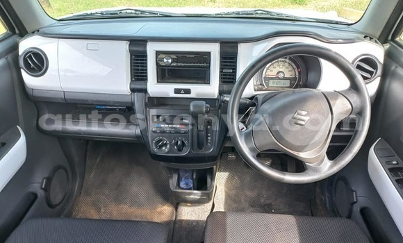Buy Used Suzuki Hustler White Car in Machakos in Nairobi Buy Used Suzuki Hustler White Car in Machakos in Nairobi