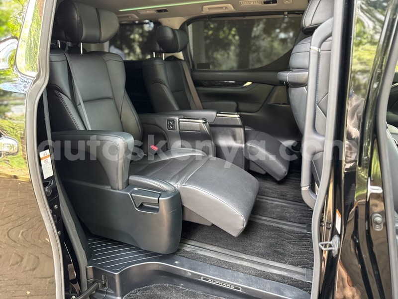 Big with watermark toyota alphard nairobi nairobi 29707