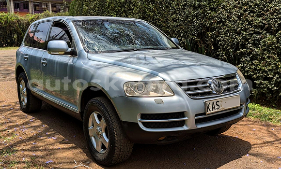 Buy Used Volkswagen Touareg Blue Car in Nairobi in Nairobi