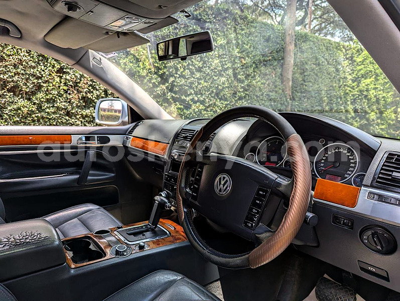 Big with watermark volkswagen touareg nairobi nairobi 29715