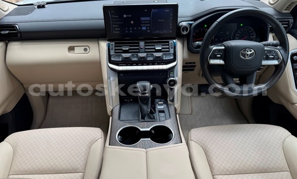 Nunua Ilio tumika Toyota Land Cruiser Nyeupe Gari ndani ya Nairobi nchini Nairobi Nunua Ilio tumika Toyota Land Cruiser Nyeupe Gari ndani ya Nairobi nchini Nairobi