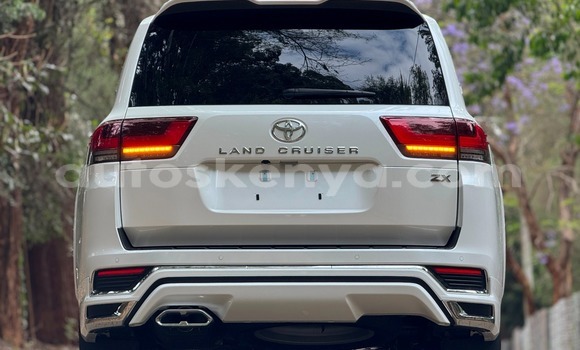 Nunua Ilio tumika Toyota Land Cruiser Nyeupe Gari ndani ya Nairobi nchini Nairobi Nunua Ilio tumika Toyota Land Cruiser Nyeupe Gari ndani ya Nairobi nchini Nairobi