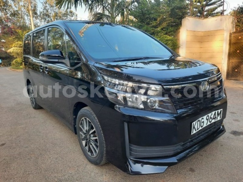 Big with watermark toyota voxy nairobi machakos 29723