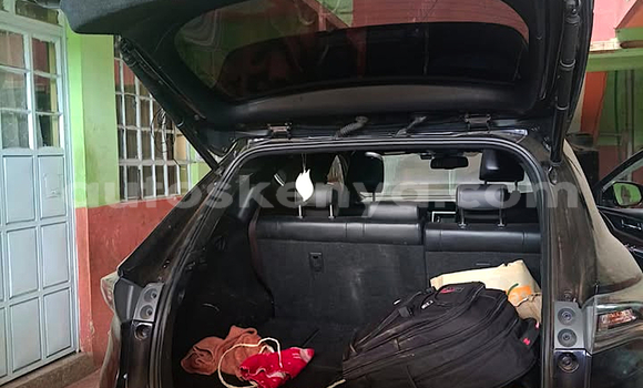 Oofamaa Toyota Harrier Black Makiinaa iti Nairobi keessatti Nairobi keessatti Oofamaa Toyota Harrier Black Makiinaa iti Nairobi keessatti Nairobi keessatti