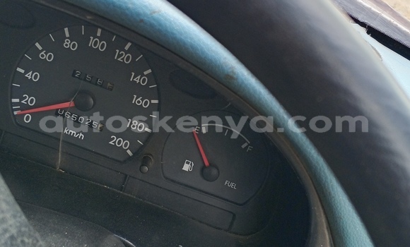 Nunua Ilio tumika Hyundai Accent Nyeupe Gari ndani ya Eldoret nchini Bonde la Ufafanuzi Nunua Ilio tumika Hyundai Accent Nyeupe Gari ndani ya Eldoret nchini Bonde la Ufafanuzi