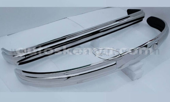 Volkswagen Split Screen Bura keessatti Northeast Kenya keessatti Volkswagen Split Screen Bura keessatti Northeast Kenya keessatti