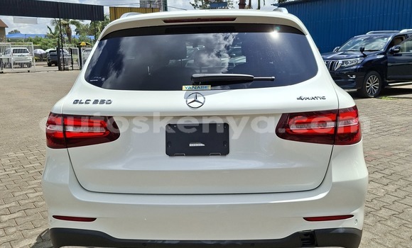 Oofamaa Mercedes‒Benz GLC White Makiinaa iti Nairobi keessatti Nairobi keessatti Oofamaa Mercedes‒Benz GLC White Makiinaa iti Nairobi keessatti Nairobi keessatti