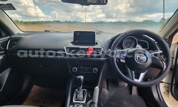 Oofamaa Mazda Axela White Makiinaa iti Nairobi keessatti Nairobi keessatti Oofamaa Mazda Axela White Makiinaa iti Nairobi keessatti Nairobi keessatti
