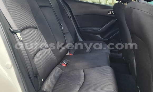 Oofamaa Mazda Axela White Makiinaa iti Nairobi keessatti Nairobi keessatti Oofamaa Mazda Axela White Makiinaa iti Nairobi keessatti Nairobi keessatti