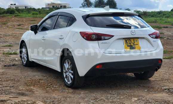 Oofamaa Mazda Axela White Makiinaa iti Nairobi keessatti Nairobi keessatti Oofamaa Mazda Axela White Makiinaa iti Nairobi keessatti Nairobi keessatti