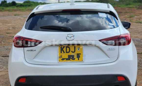 Oofamaa Mazda Axela White Makiinaa iti Nairobi keessatti Nairobi keessatti Oofamaa Mazda Axela White Makiinaa iti Nairobi keessatti Nairobi keessatti