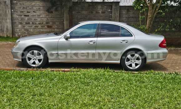 Oofamaa Mercedes‒Benz E–Class Silver Makiinaa iti Nairobi keessatti Nairobi keessatti Oofamaa Mercedes‒Benz E–Class Silver Makiinaa iti Nairobi keessatti Nairobi keessatti