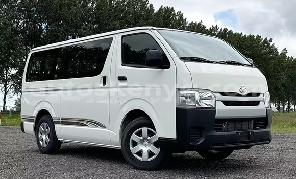 Buy Used Toyota HiAce White Truck in Mombasa in Coastal Kenya