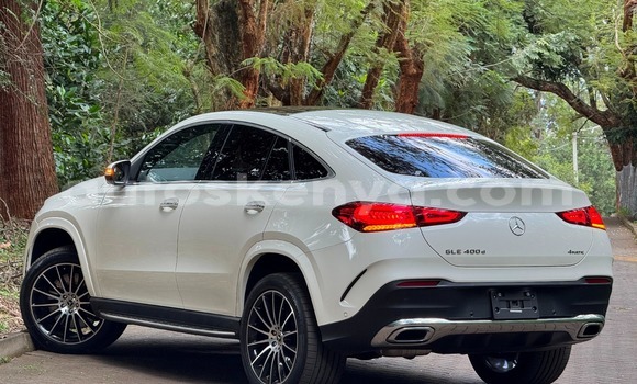 Oofamaa Mercedes‒Benz GLE Coupe White Makiinaa iti Nairobi keessatti Nairobi keessatti Oofamaa Mercedes‒Benz GLE Coupe White Makiinaa iti Nairobi keessatti Nairobi keessatti