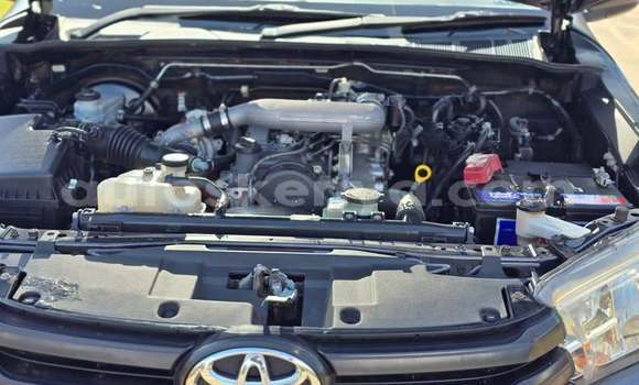 Nunua Ilio tumika Toyota Hilux Fedha Gari ndani ya Machakos nchini Nairobi Nunua Ilio tumika Toyota Hilux Fedha Gari ndani ya Machakos nchini Nairobi