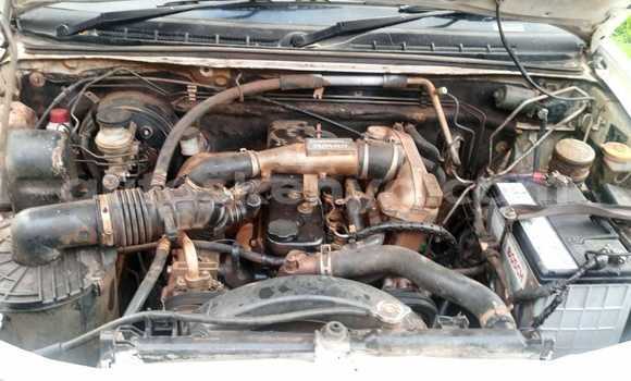 Buy Used Isuzu D–MAX White Car in Meru in East Kenya Buy Used Isuzu D–MAX White Car in Meru in East Kenya