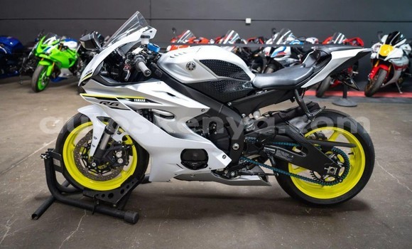 Buy Used Yamaha YZF White Bike in Nairobi in Nairobi Buy Used Yamaha YZF White Bike in Nairobi in Nairobi