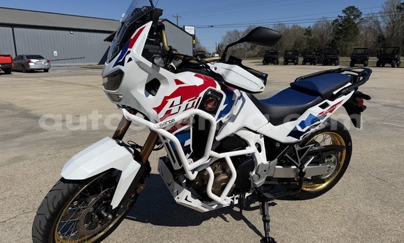 Buy Used Honda CRF Beige Bike in Nairobi in Nairobi Buy Used Honda CRF Beige Bike in Nairobi in Nairobi